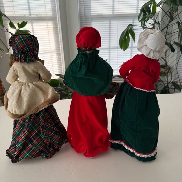 Vintage Christmas Holiday Caroler 18" Figurines Set Of 7 - Picture 9 of 12